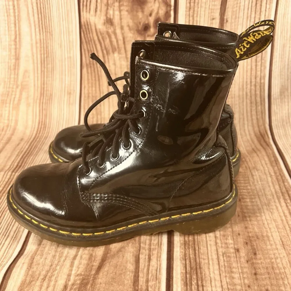 Dr. Martens 1460 Black Patent Leather 8 Hole Lace-Up Unisex Boots Shoes Size 8